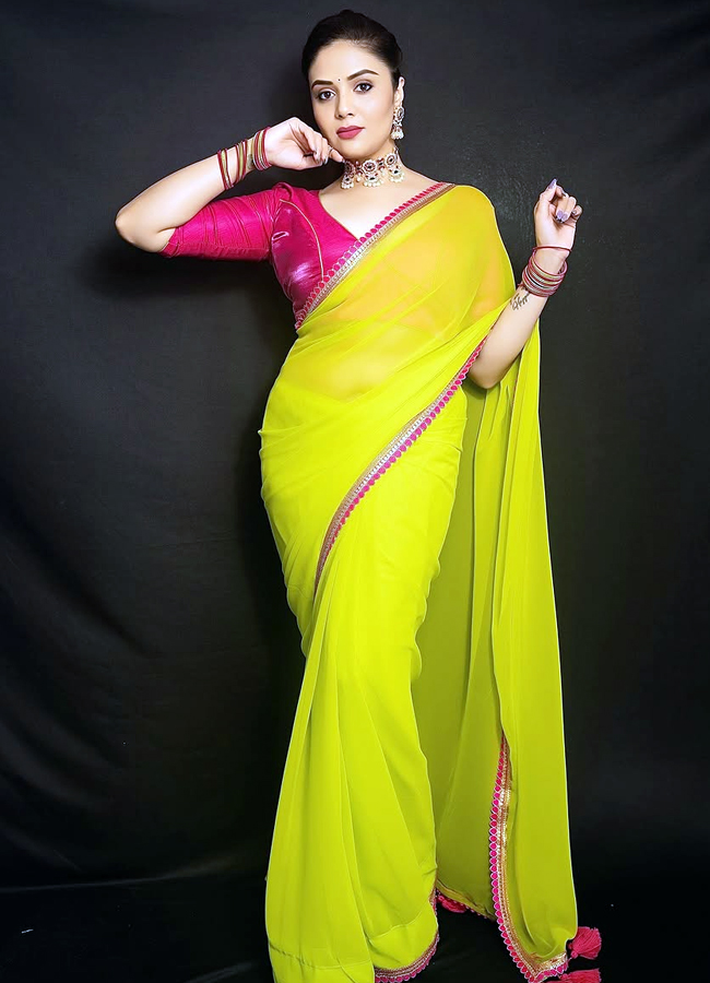 SreeMukhi_20latest_20photos10.jpg 11