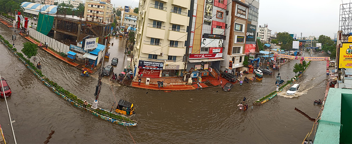 heavy_20rain_20in_20tirupati_20live_20updates_20photos_20goes_20viral__20_285_29.jpg 5