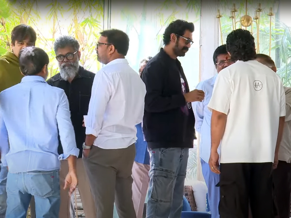 Allu_20arjun_2017_0.jpg 4