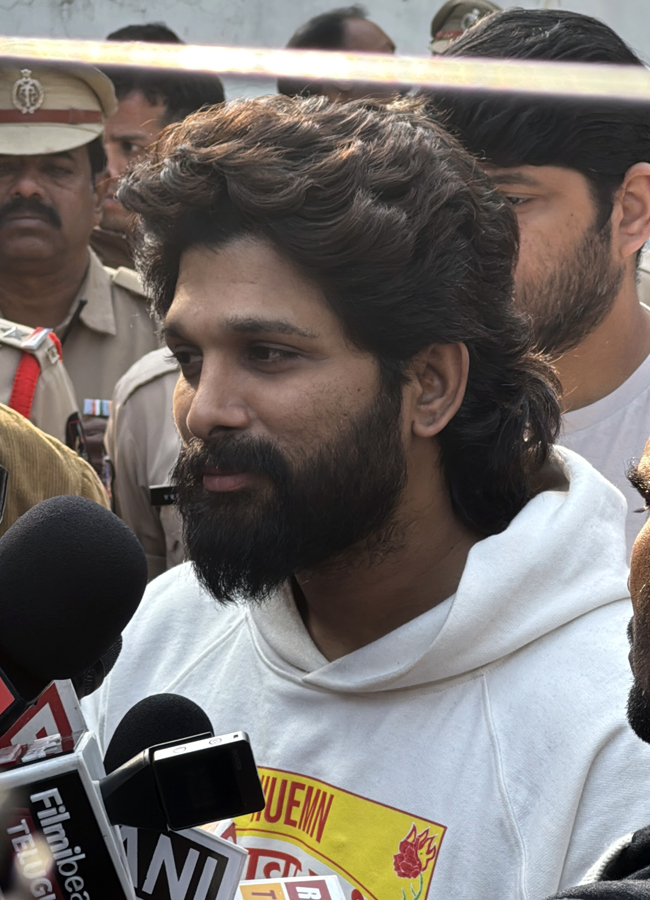 Allu_20arjun_2021_0.jpg 22