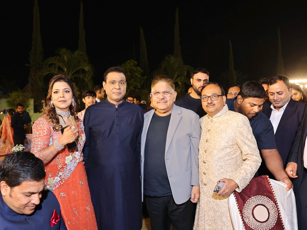 Balaji_20VIdeos_20Niranjan_20Daughter_20Diksha_20Pansari_20Grand_20Wedding_20Photos_20_2815_29.jpg 16