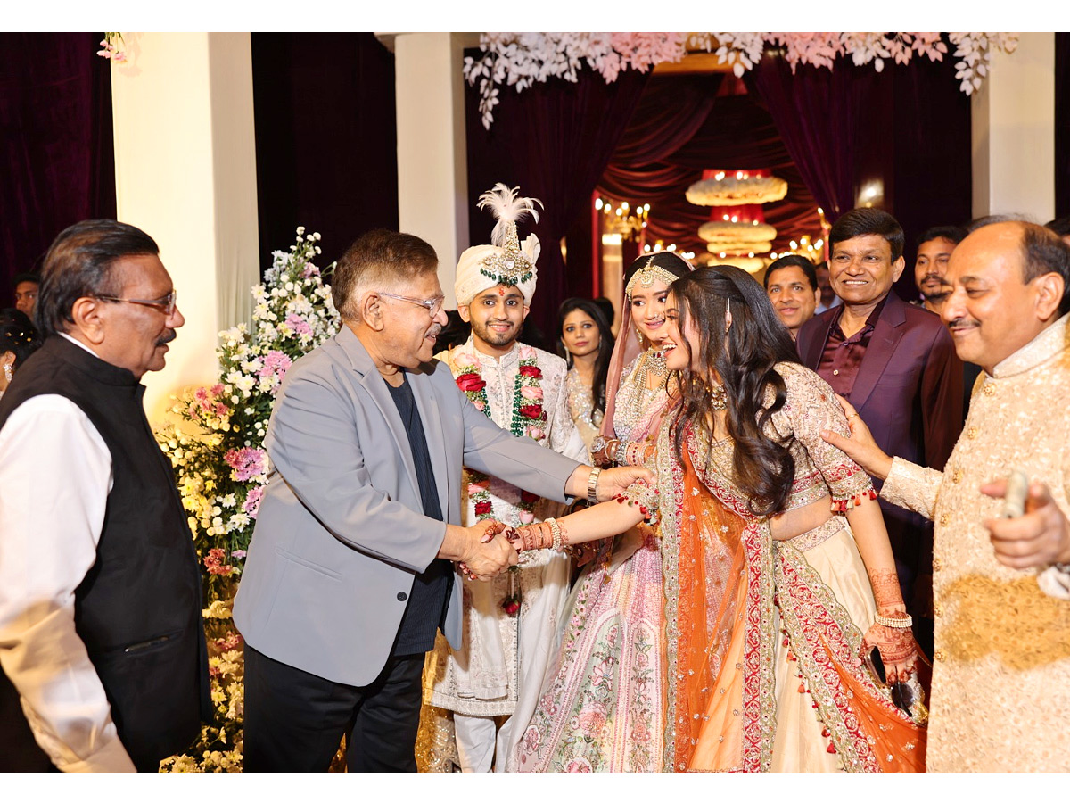 Balaji_20VIdeos_20Niranjan_20Daughter_20Diksha_20Pansari_20Grand_20Wedding_20Photos_20_288_29.jpg 9