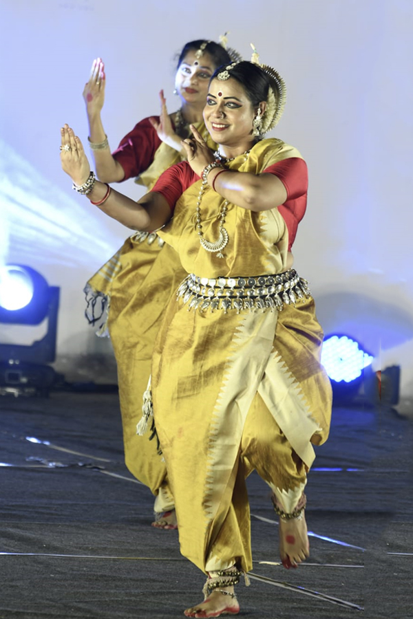 Cultural-programs_Taramati-Baradari-22.jpg 23