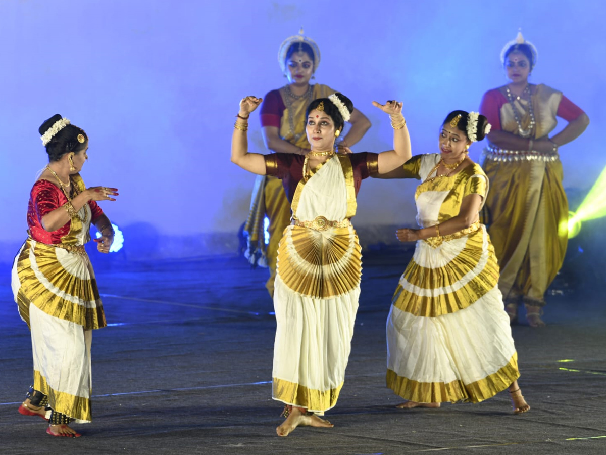 Cultural-programs_Taramati-Baradari-24.jpg 25