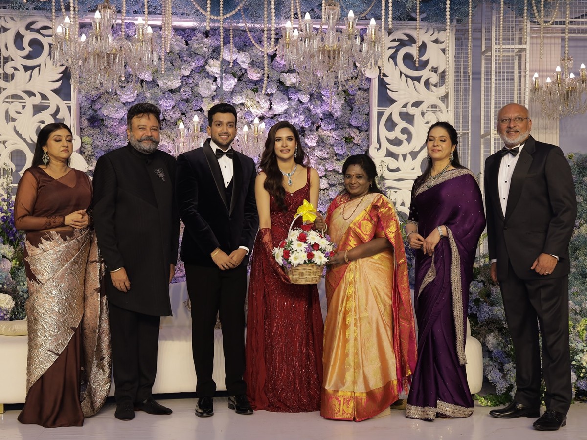Kalidas-Jayaram_Tarini-Kalingarayar_Reception-13.jpg 14