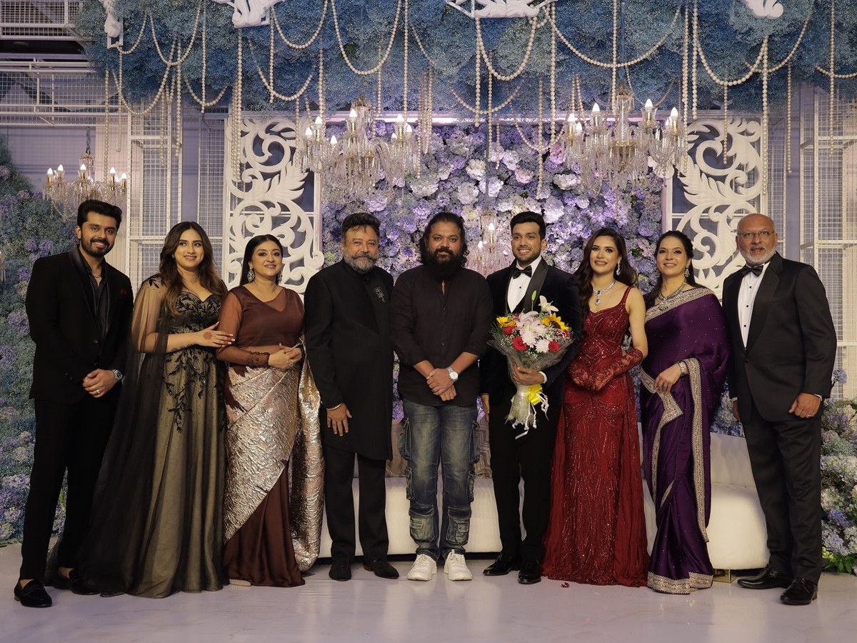 Kalidas-Jayaram_Tarini-Kalingarayar_Reception-28.jpg 29