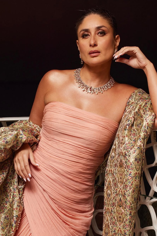 Kareena-Kapoor-Khan-3.jpg 4