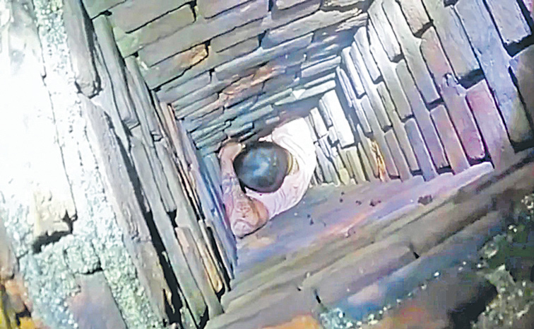 MAN-STUCK-IN-CHIMNEY.jpg