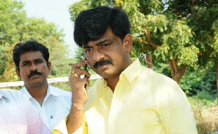 B-Tech-Ravi.jpg