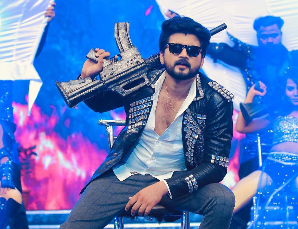 Bigg_20Boss_208_20Telugu_20Winner_20Nikhil_20Prize_20Money_20Details__20_281_29.jpg 4