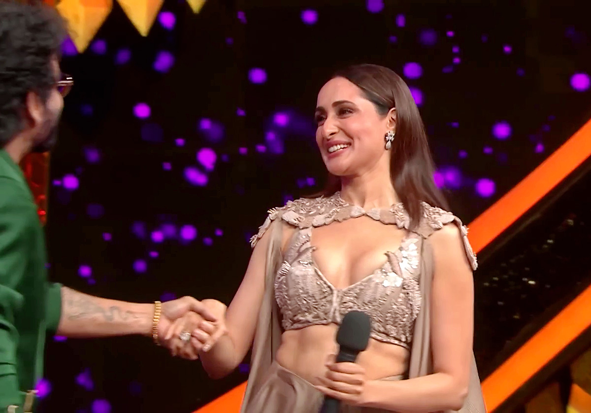 Bigg_20boss_208_20grand_20finale_202024_20photos_20goes_20viral_2.jpg 2