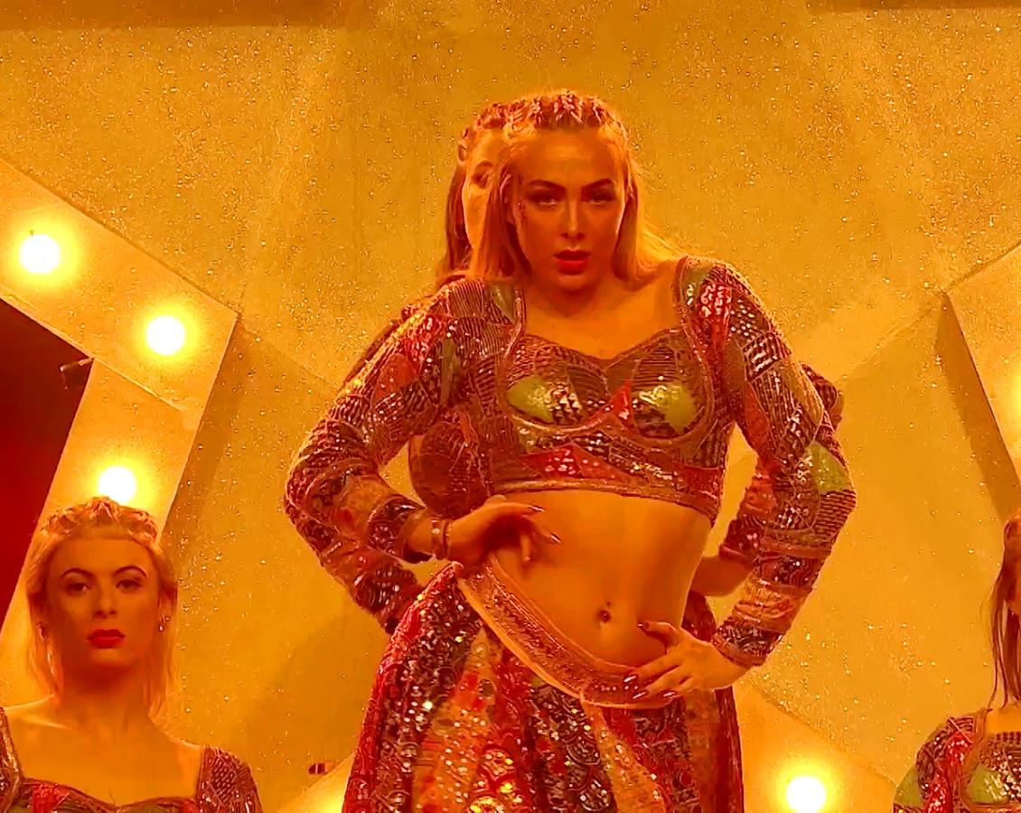 Bigg_20boss_208_20grand_20finale_202024_20photos_20goes_20viral_36.jpg 29