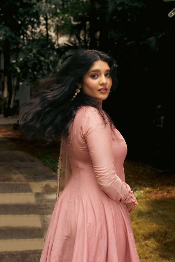 Ritika-Singh-6.jpg 7