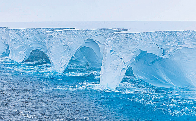 ICEBERG.jpg