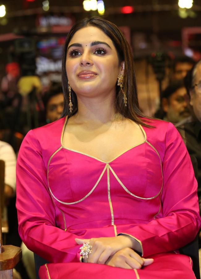 Actress_20Samyuktha_20Menon_20HD_20Stills__20_2827_29_0.jpg 27