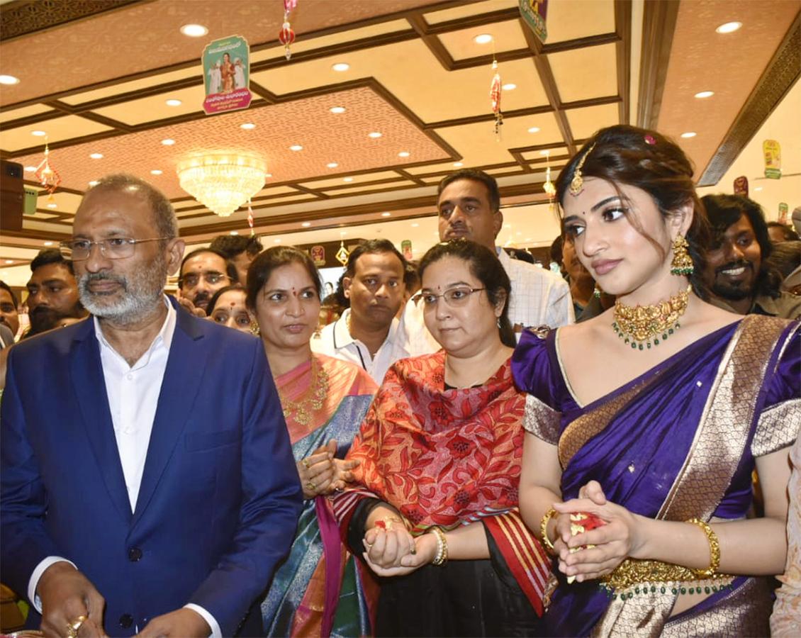 Actress_20Sreeleela_20at_20Vizianagaram_20photos_20goes_20viral__20_2811_29.jpg 11