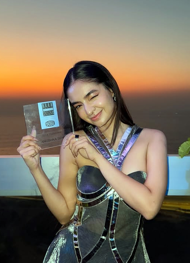 Anushkasen2.jpg 3