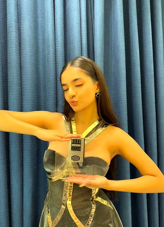 Anushkasen4.jpg 5