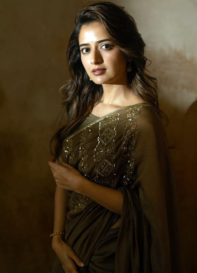 Ashika_20Ranganath15.jpg 16