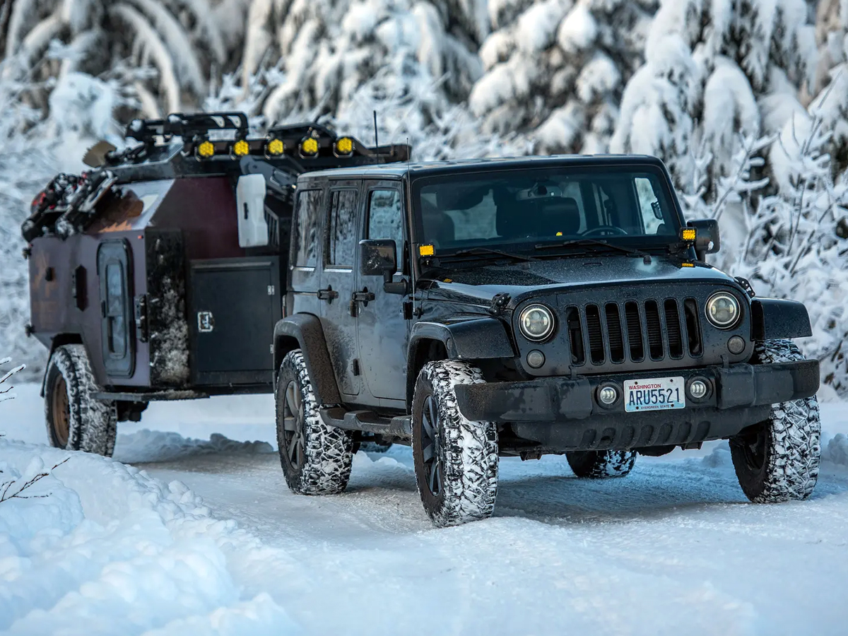 Mammoth_20Overland_20title.jpg 1