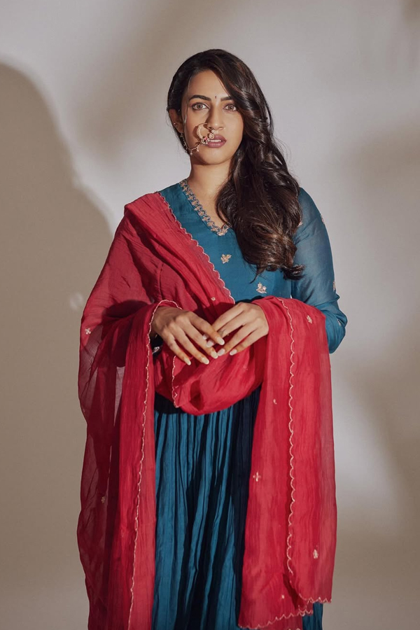 Niharika-Konidela-9.jpg 10