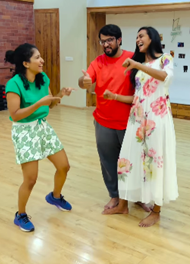 PV_20sindu_20dance_20practise_20for_20sangeeth2.jpg 3