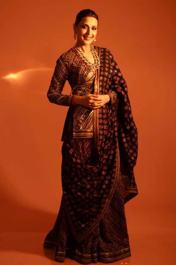 Sonali-Bendre-3.jpg 4