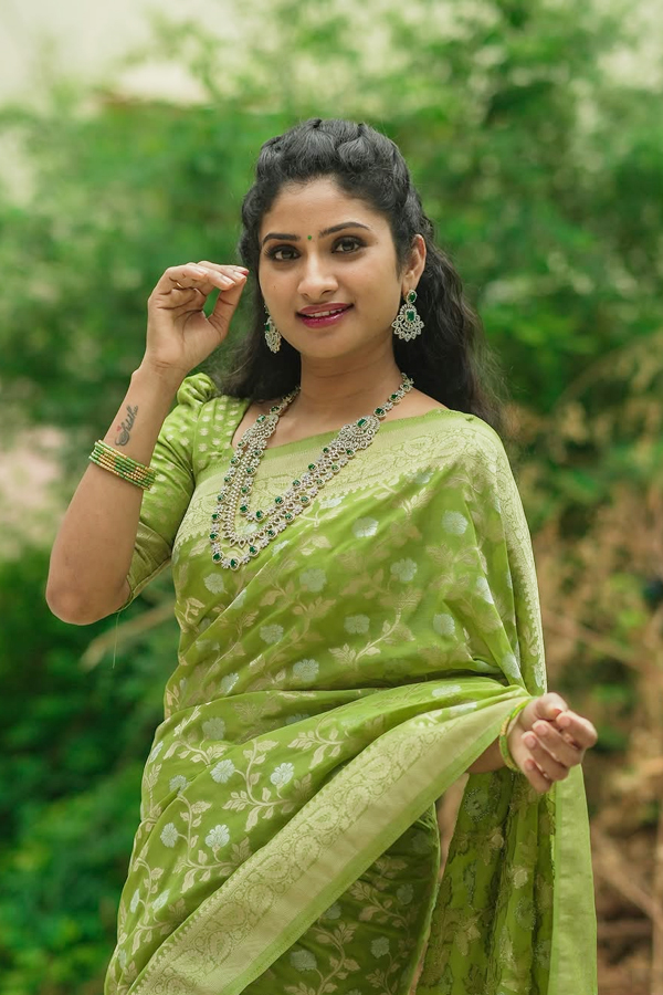 Vishnu-Priya-1.jpg 2
