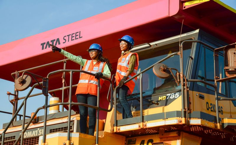tata01.jpg