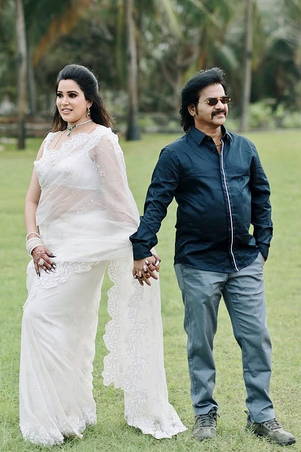 Rajinikanth_20Movie_20Jailer_20Actor_20Redin_20Kingsley_20Wedding_20Anniversary_20Photos_20Viral_20_2810_29.jpg 11