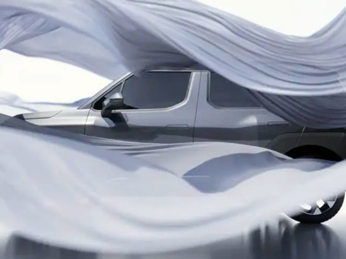 Upcoming_20new_20EV_20vehicles_20in_202025_2012.jpg 13