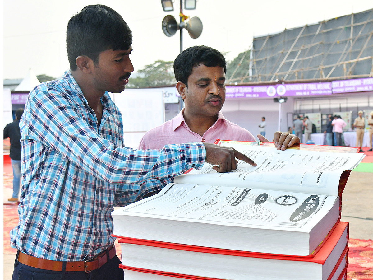 Telangana_20CM_20inaugurates_2037th_20Hyderabad_20book_20fair_17.jpg 16