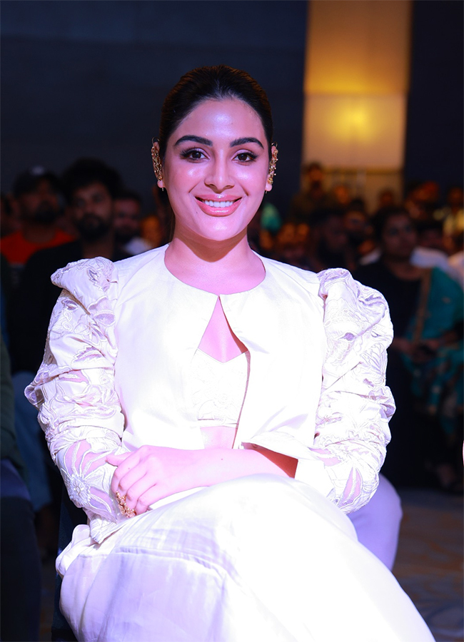 vivo_20x200_20series_20launch_20in_20Actress_20Samyuktha_20Menon__20_2819_29.jpg 19