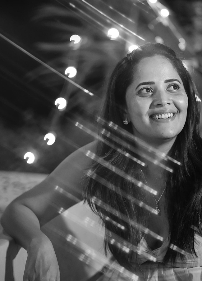 Actress_20Anasuya_20Bharadwaj_20Photos_20Goes_20Viral_20_2810_29.jpg 10