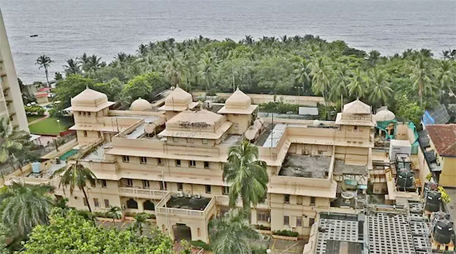 Cyrus_20Poonawalla_20buys_20iconic_20Lincoln_20House_20for_20Rs_20750_20photos_20goes_20viral_4.jpg 4