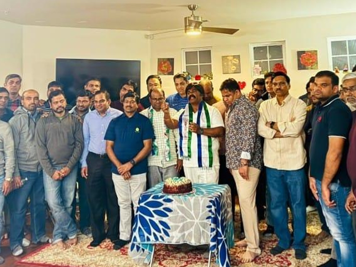 HBD_20jagan_20birthday_20celebrations_20in_20NRI_207.jpg 8