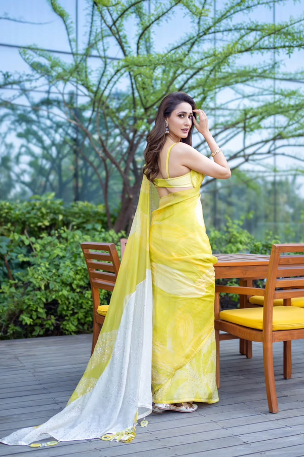 Pragya-Jaiswal-6.jpg 7
