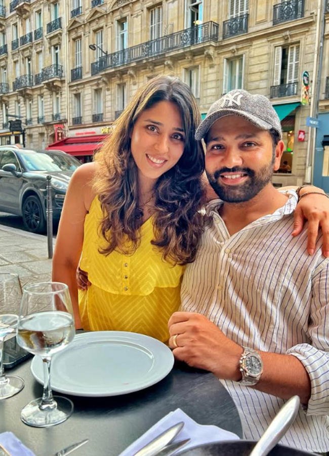 Rohith_20sharma_20wished_20his_20wife_20birthday12.jpg 13
