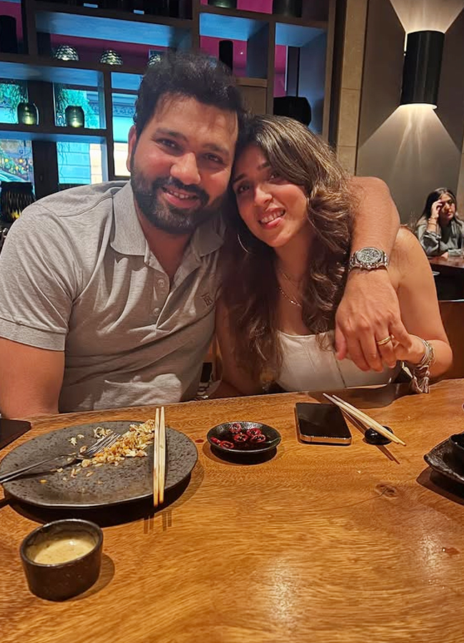Rohith_20sharma_20wished_20his_20wife_20birthday2.jpg 3