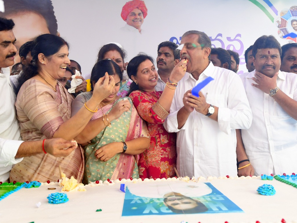 YSJ_20Birthday30_1.jpg 28