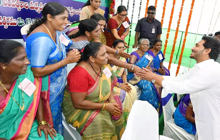 ysjagan_womens2.jpg