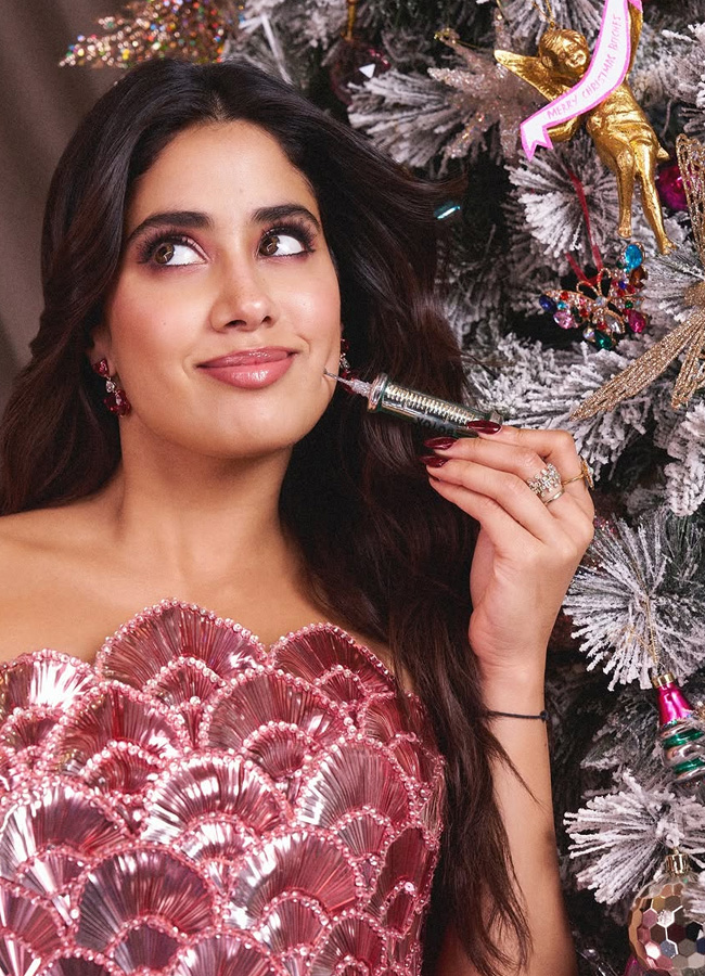 Janhvi_20kapoor13.jpg 14