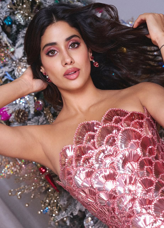 Janhvi_20kapoor5.jpg 6
