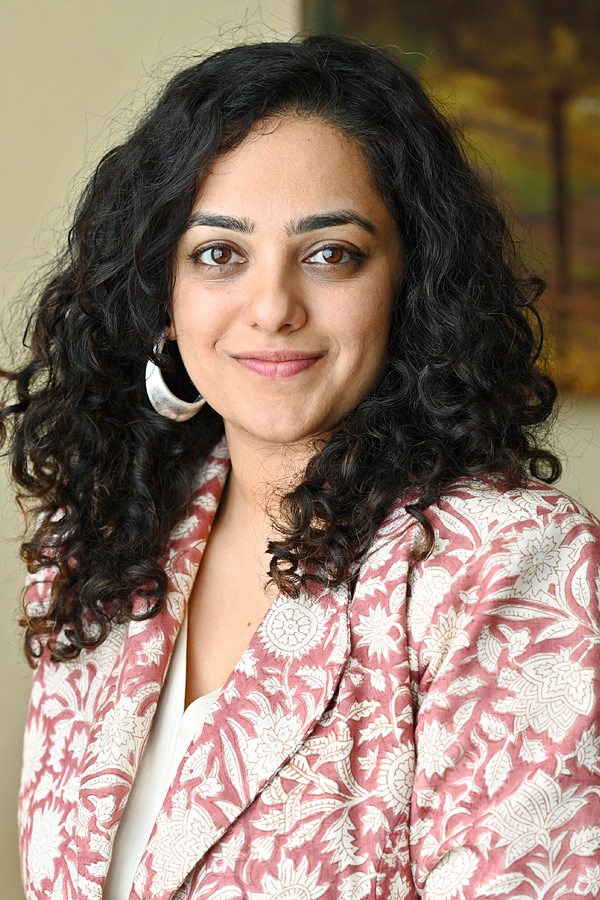 Nithya-Menen.jpg 10
