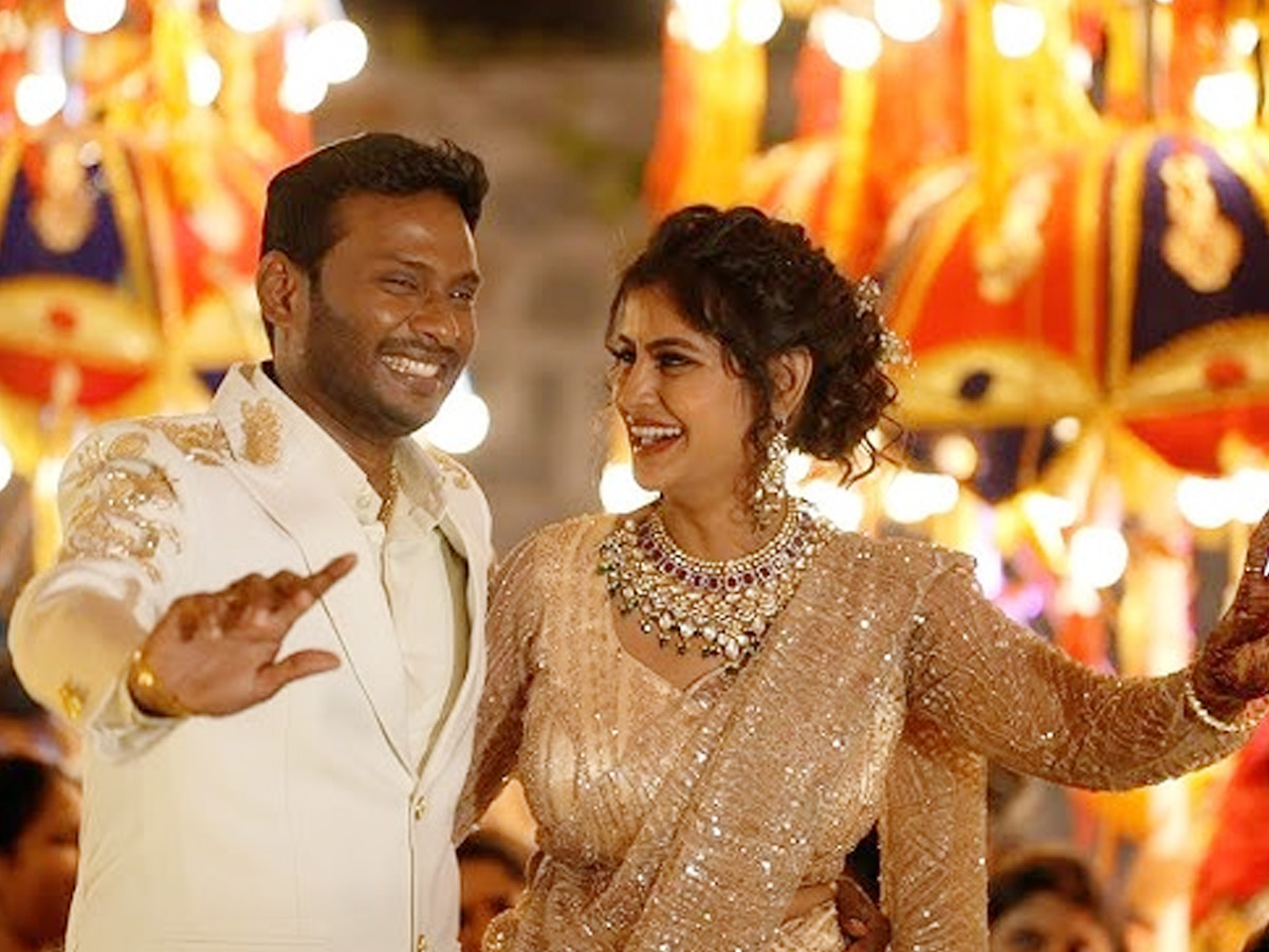Sonia_20akula_20marriage_2014.jpg 19