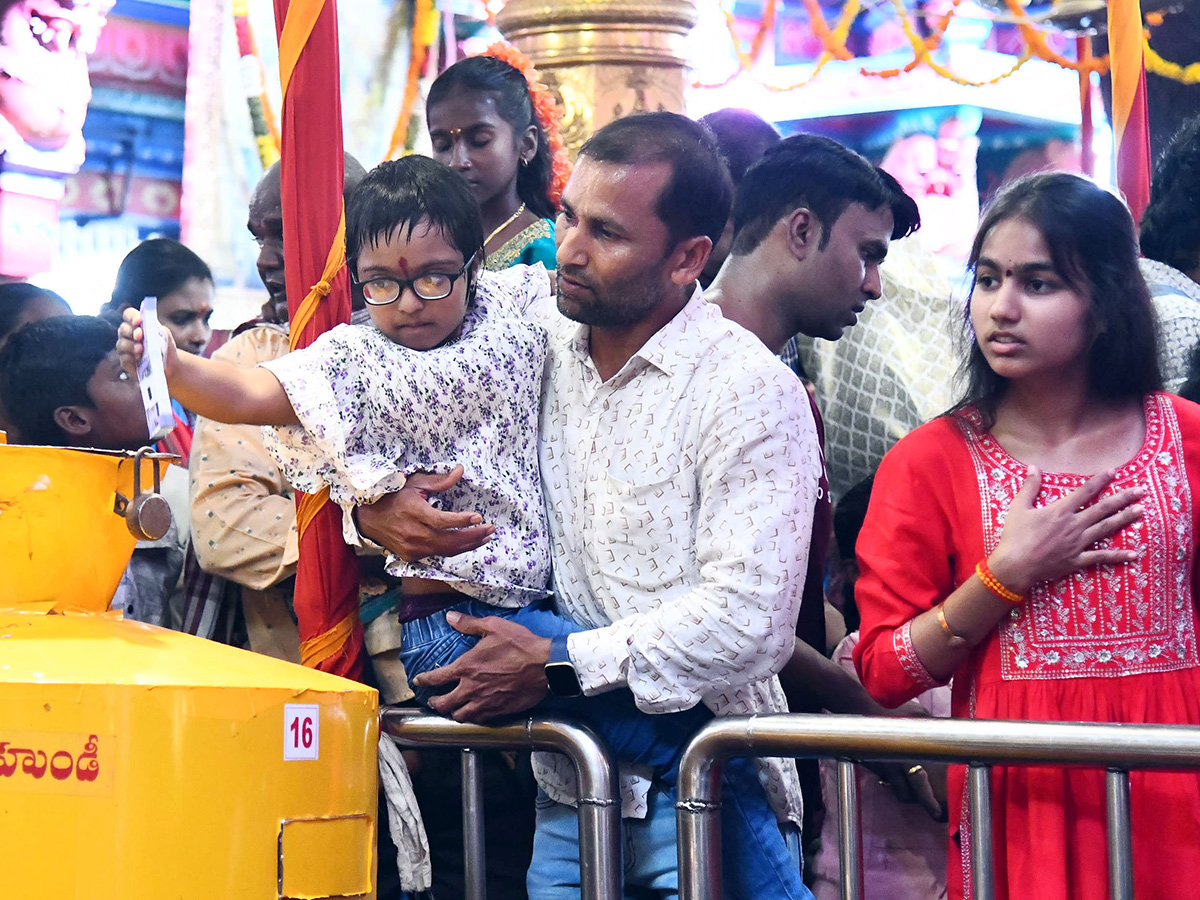 Bhavani_20Deeksha_20Viramana_20At_20Durga_20Temple_20Vijayawada__20_2829_29.jpg 29