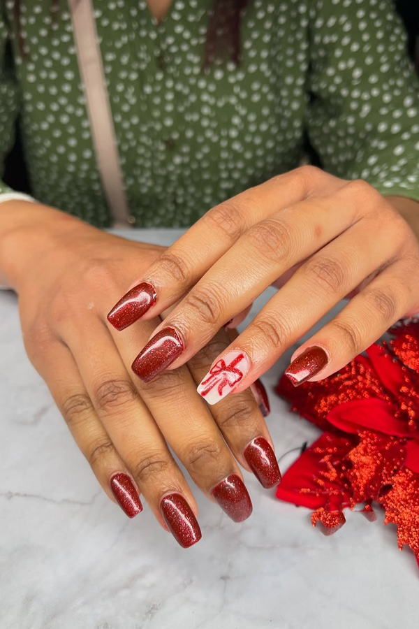 Christmas-Special-Nail-Arts-18_0.jpg 19