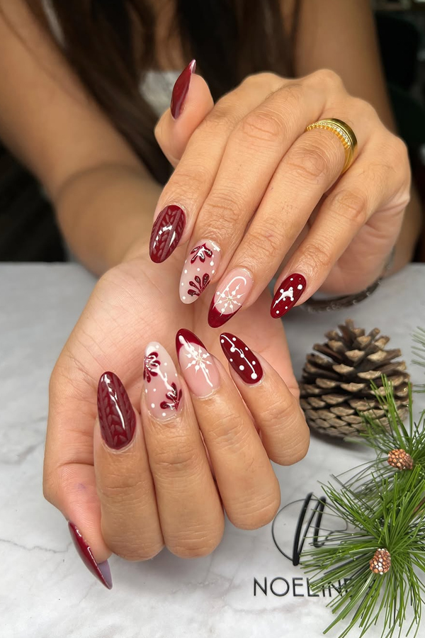 Christmas-Special-Nail-Arts-22_0.jpg 23