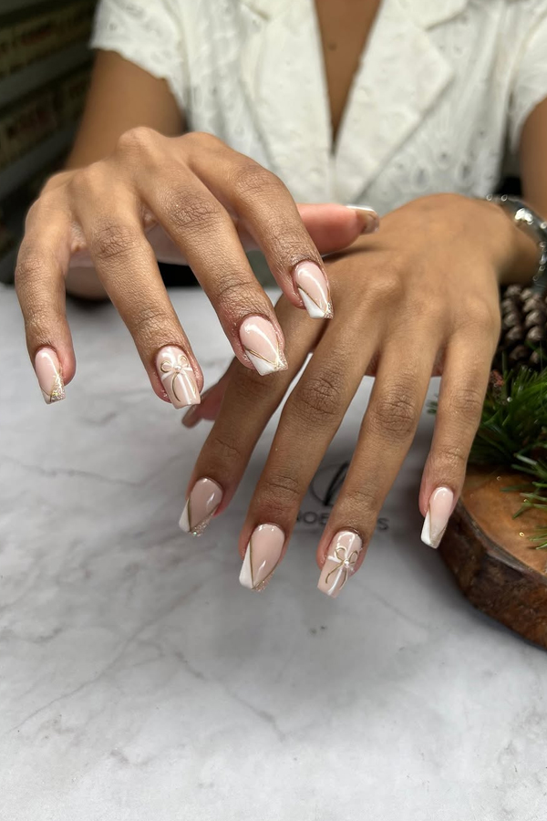 Christmas-Special-Nail-Arts-3_0.jpg 4