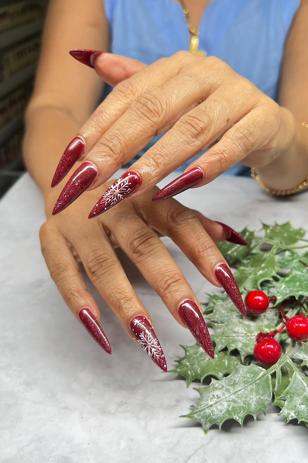 Christmas-Special-Nail-Arts-9_0.jpg 10